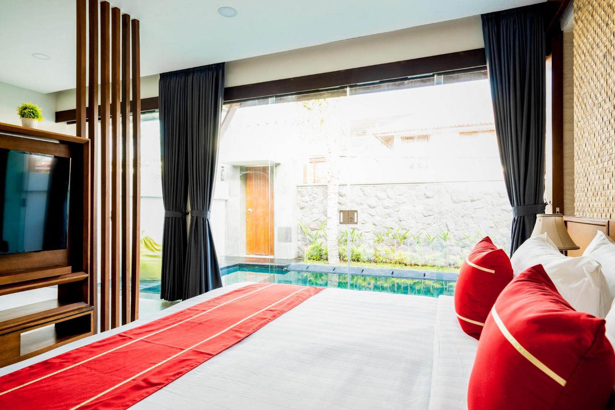 Del Cielo Villa Seminyak Стая снимка